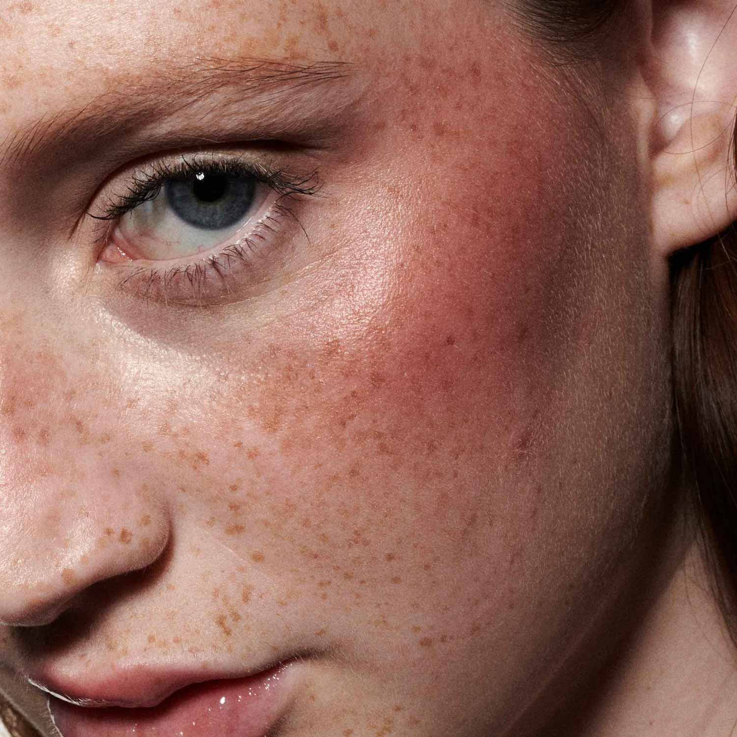 STROBE BEAM LIQUID BLUSH (BLUSH LÍQUIDO)